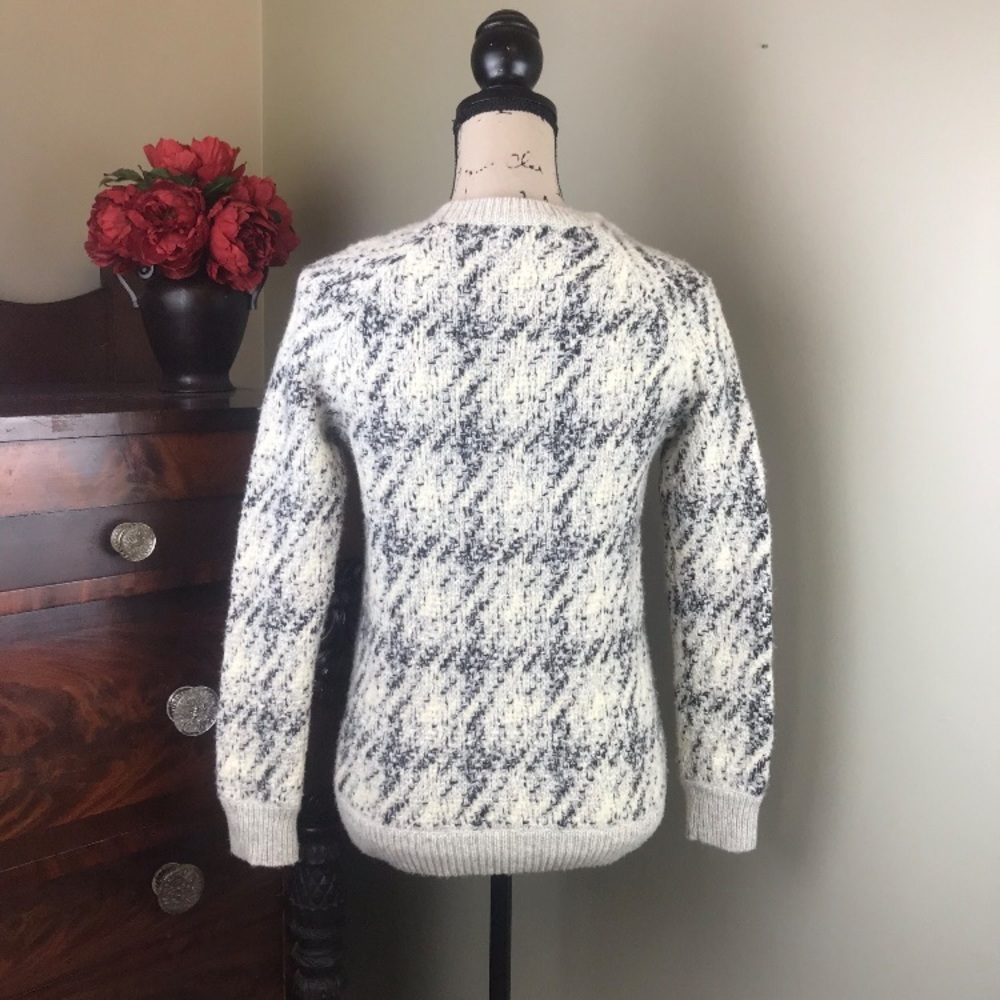 Theory Long Sleeve Crew Neck Sweater Size XS - Picture 2 of 5